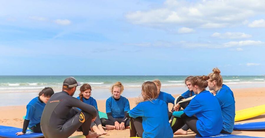 Quarteira: 2-Hour Surf Lesson at Falésia Beach - Why Falésia Beach is a smart training ground for new surfers