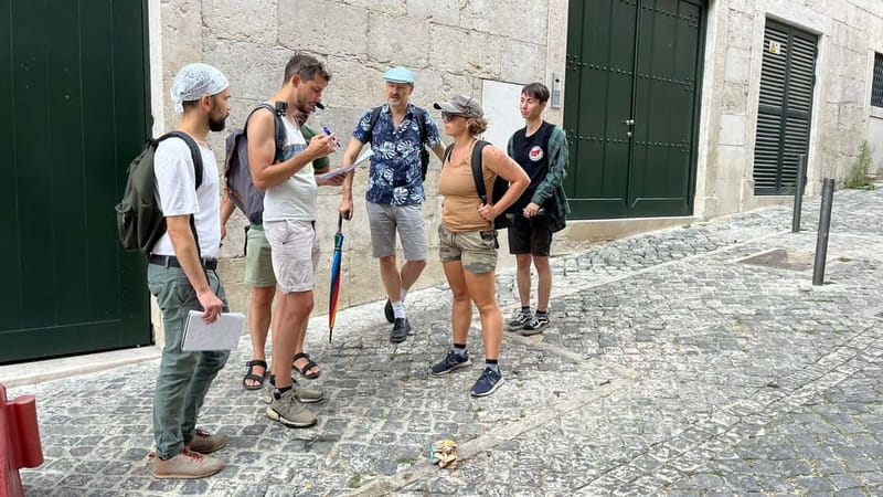 Queer Lisbon History Tour: scene/history - Finding the Group in Príncipe Real and Why the Start Matters