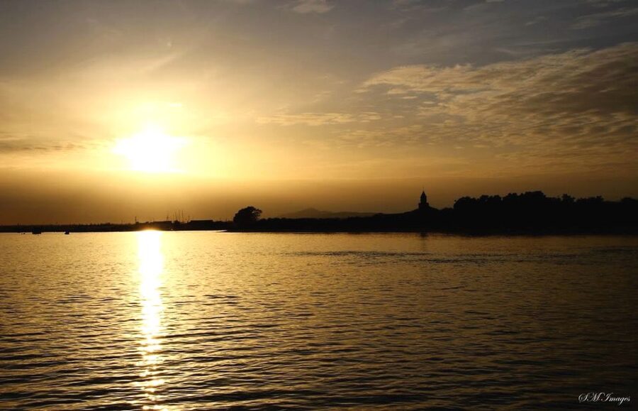 Ria Formosa Bout Tour with sunset - Olhão - Optional island visits, and why flexibility is part of the deal