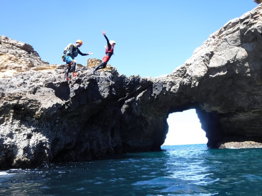 Sagres: Coasteering - Swimming, Cliff Jump & Rock Climbing - Algarve coasteering: what makes it feel so different