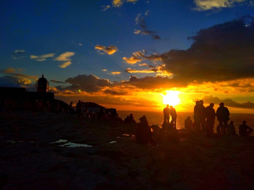 Sagres: Sunset Tour - Port Wine and Pastel de Nata, a classic Algarve reset