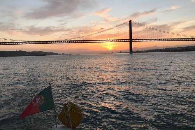 Sailboat Tour in Lisbon with drinks included | Morning and Sunset - Price and value: what $36.28 buys you in real terms