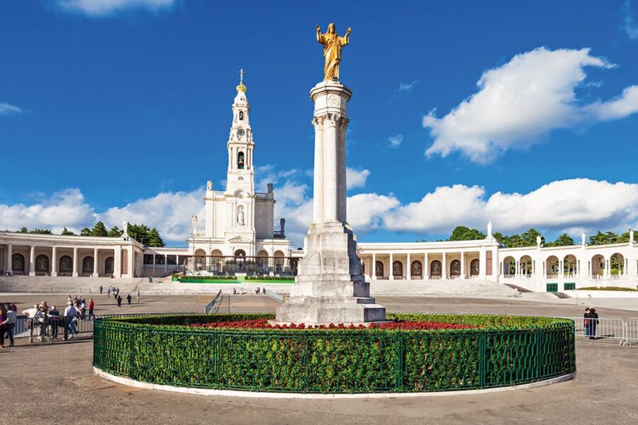 Sanctuary of Fátima and Coimbra City Tour - Coimbra city tour: medieval houses, Renaissance monuments, Roman reminders