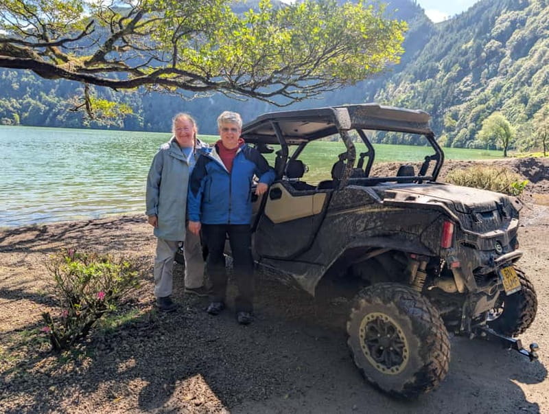 São Miguel: Sete Cidades Quad / Buggy Tour - Meeting Largo de S. José 4 and getting tour-ready