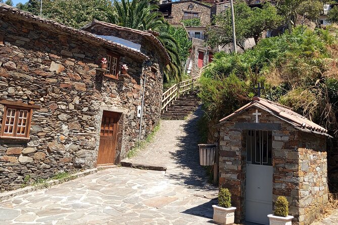 Schist Villages and Medieval Castles Tour - Comfort and walking: the realistic expectations