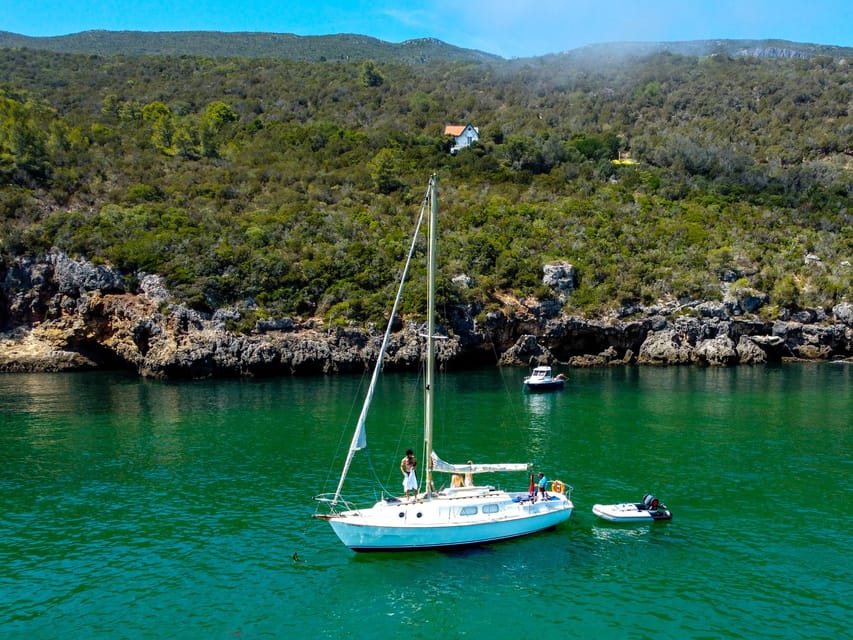 Serra da Arrábida : Sailing Tour - Sailing, but with realistic expectations
