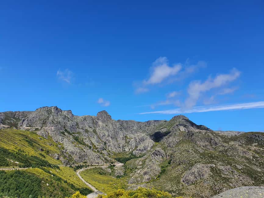 Serra da Estrela: Tour of the Natural Highlights - Penhas de Saúde and the first viewpoints