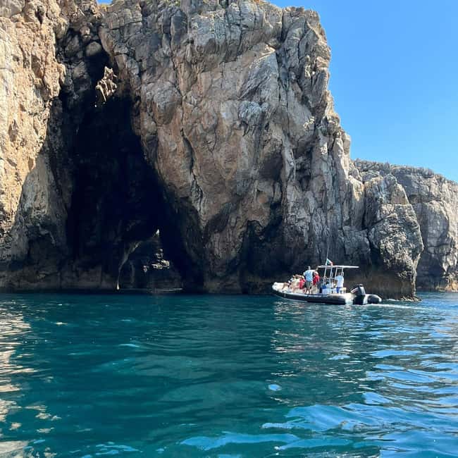 Sesimbra: Arrábida and Espichel Caves Tour and Snorkel - The 2.5-hour rhythm, safety briefing to warm moscatel