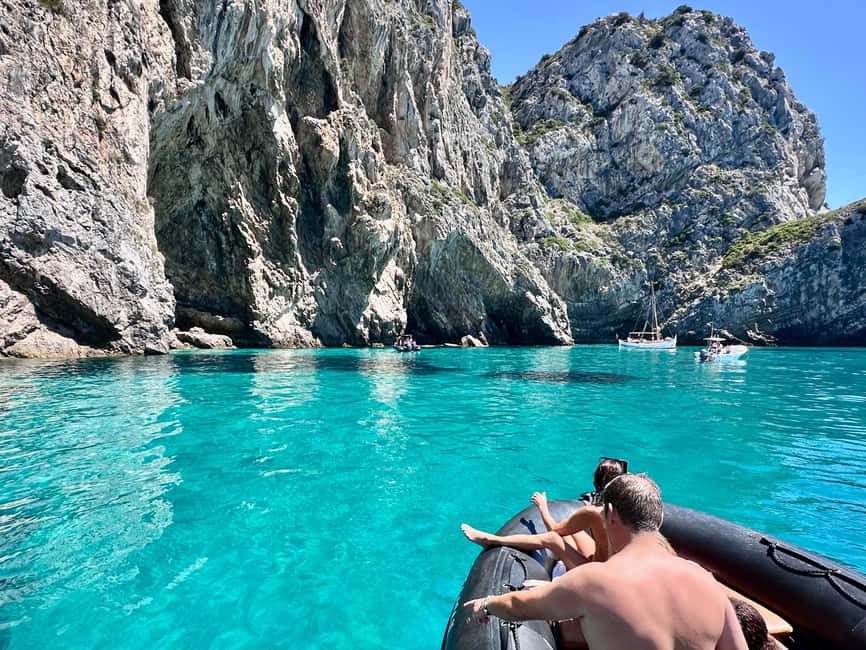 Sesimbra: Caves & Secret Beaches - Eco-Friendly Practice and Wildlife Spotting, Without the Chaos