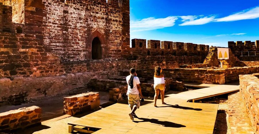 Silves, Caldas and Monchique Wine Tasting: Full Day Tour - Silves Castle and Cathedral: Where the Algarve’s Old Streets Still Matter