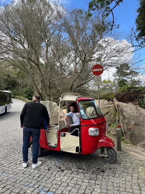 Sintra: 2-Hour Guided Tuk-Tuk Tour - Castle of the Moors: Views, Legends, and That Hilltop Feeling