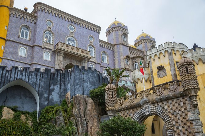 Sintra and Cascais Small-Group Day Trip from Lisbon - Pacing, group size, and guide quality that makes the day work