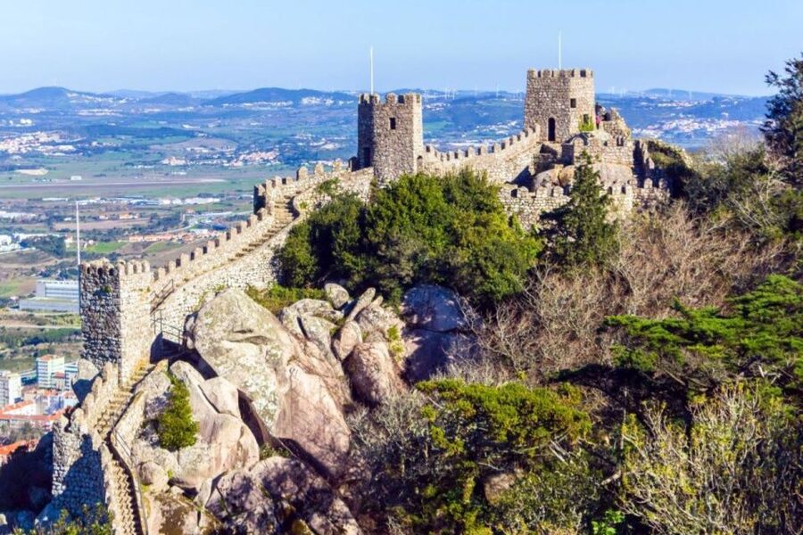 Sintra: Castle of the Moors Skip-the-Line Ticket+Audio Guide - Royal Tower and the Second Circle of Walls: Your Main Stops for Views