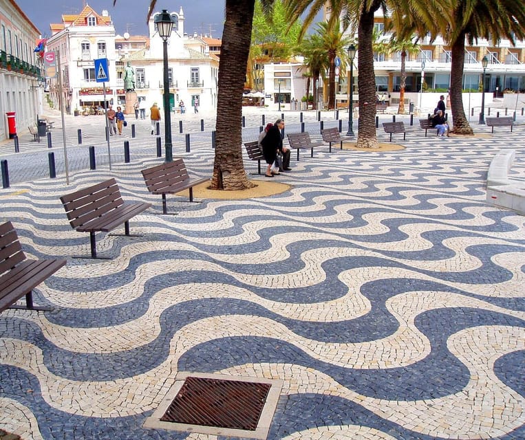 Sintra: Full-Day Deluxe Tour with Pena Palace ticket - Guide and Driver Energy: Why Clear Pacing Makes or Breaks This Day