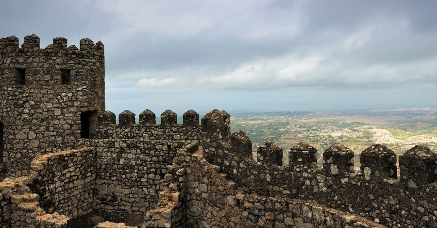 Sintra: Full-Day Tour from Lisbon with Wine Tasting - Pena Palace: Romantic architecture with real-world crowd reality