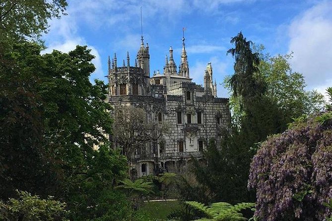 Sintra Jeep Safari - Quinta da Regaleira: half-guided structure, half-free exploring