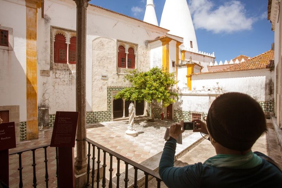 Sintra: National Palace and Gardens Skip-the-Line Ticket - When crowds hit, and what to do about stairs
