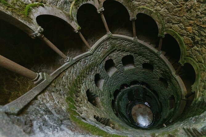 Sintra, Pena Palace and Quinta da Regaleira from Lisbon - Sintra’s historic center: the free time break that makes the day livable