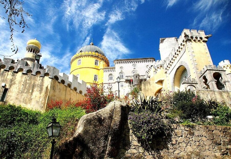 Sintra: Pena Palace, Moorish Castle, Regaleira, & Monserrate - Quinta da Regaleira: gardens with meaning, and the Initiation Well