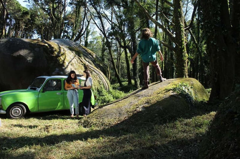 Sintra: Private Half-Day Classic Car or Electric Jeep Tour - Fonte da Sabuga and the quick Sintra overview photo stops