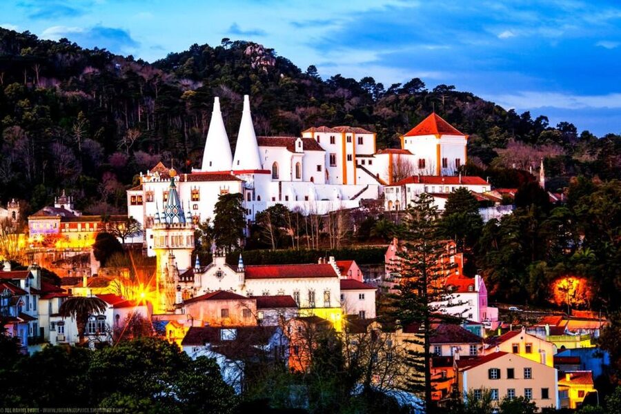 Sintra: Private Tour with Guided Pena Palace Experience - A private Sintra plan that saves you from decision fatigue