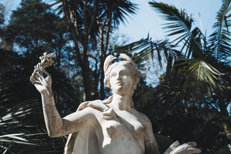 Sintra: Regaleira, Cabo da Roca and Cascais Jeep Safari Tour - Who you will be with, and how group size affects the day