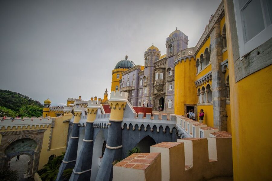Sintra: Walking Tour with Palace, Castle, and Old Town Visit - Key points before you go