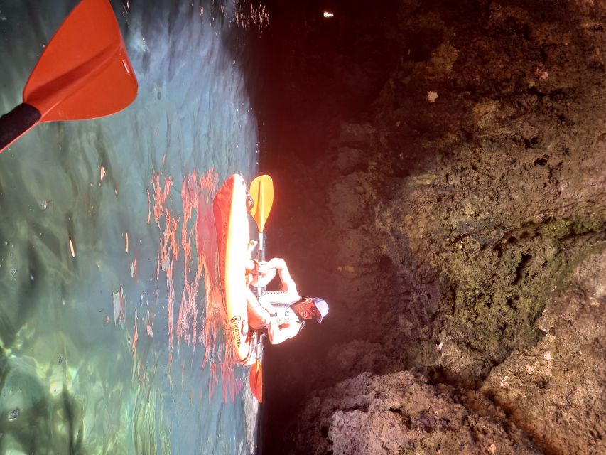 Small-group Kayak experience at Ponta da Piedade - Praia do Camilo Kayak Session: the part with sea-cave magic