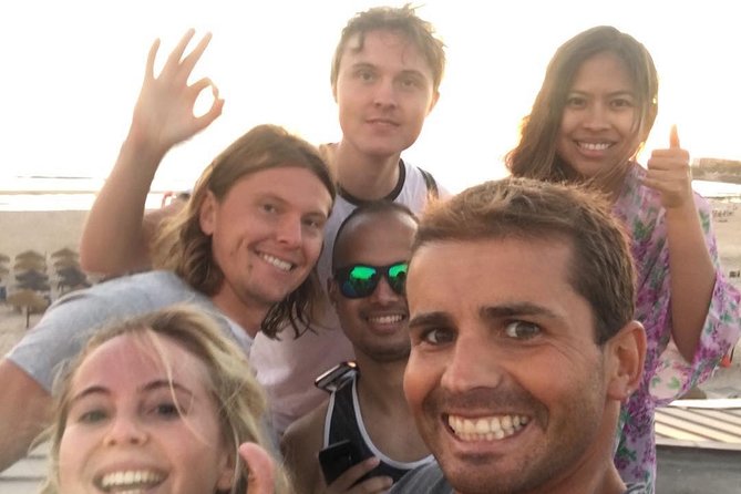 Surf Experience in Cascais - Carcavelos meet-up, then off to the best waves of the day