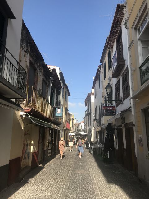 Taste Funchal: food, wine and cultural tour - Poncha Pit Stop: A Local Rum Drink, Up Close