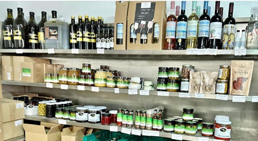 Tavira: Olive Factory Tour and Tasting - Boutique Shopping at Hélder Madeira: What to Buy for Pantry and Gifts