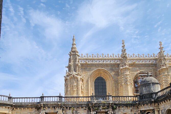 Templar Tours - Private Five Star Tours of Tomar's Templar sites. - Santa Maria dos Olivais: rose window, tombs, and a watchtower bell