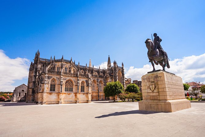 The Best of the West - Fátima, Nazaré, Óbidos & Batalha - Could there be surprise shopping time?