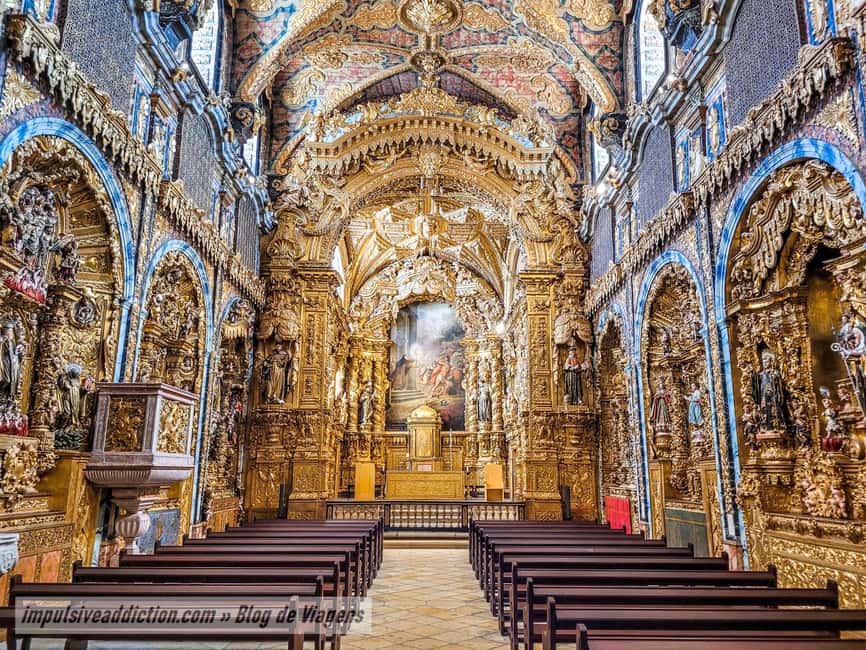 The Soul of Porto: Walking Tour with Food and Wine Tasting - Santa Clara Church and Convent: gold woodwork and baroque intensity