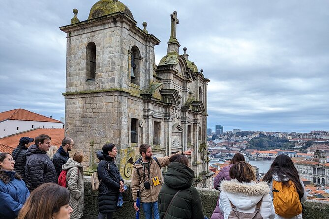The Unvanquished Tour in Porto City Center - Aliados to the Cathedral, the easiest Porto first day