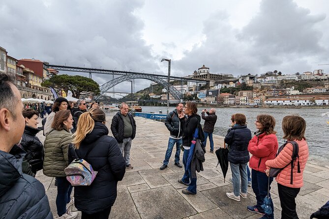 The Unvanquished Tour in Porto City Center - Who this tour suits best