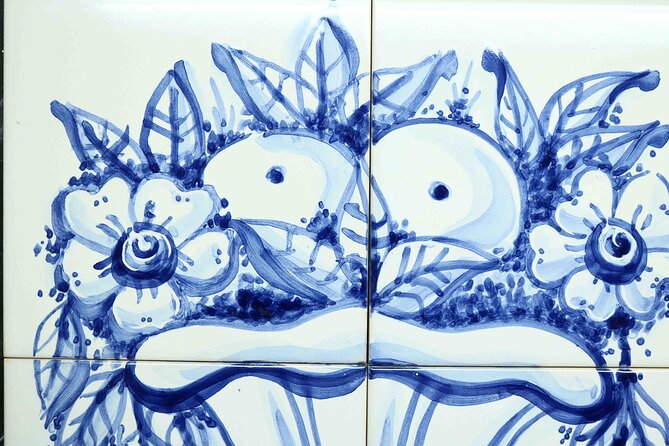 Tile painting workshop in the Algarve - Who should book this tile workshop, and who might skip it