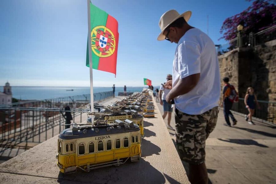 Tour Bohemian de Tuk Tuk: Bertrand, Miradouros e Estrela - Key highlights