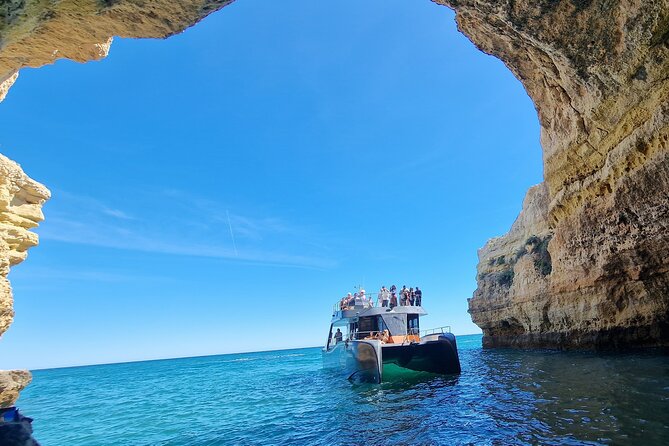 Tour to Benagil Caves and Coastline in Albufeira - Key things to know before you go