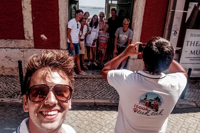 True 4Hour Private Tuk Tuk Tour: Discover Lisbon with a Local! - Cathedral to Portas do Sol: the fast start that makes the city click