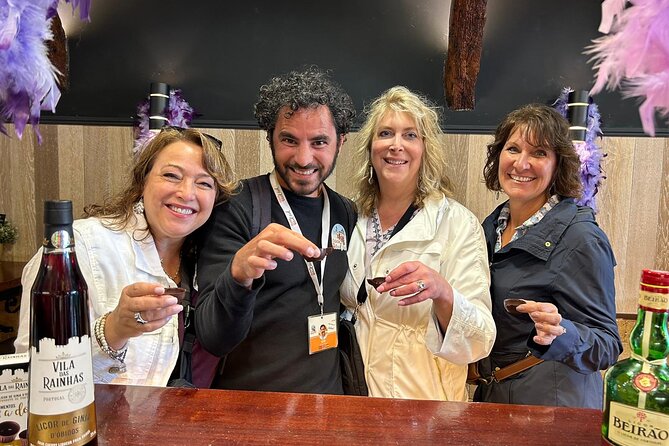 True 4Hour Private Tuk Tuk Tour: Discover Lisbon with a Local! - Graça, São Vicente, and the old-town stories you’ll remember