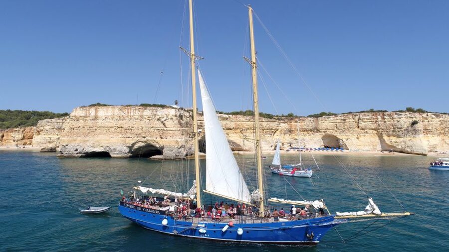 Vilamoura: Algarve Coast 3-Hour Sailing Cruise With Open Bar - Key highlights worth planning for