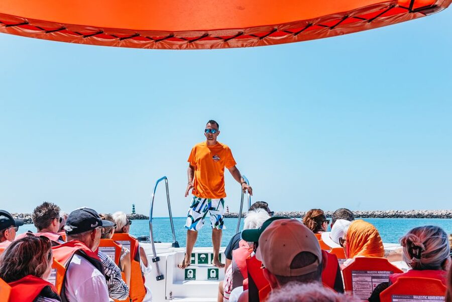 Vilamoura: Benagil Cave Boat Tour with Entry&Dolphin search - Who this tour is perfect for, and who should choose carefully