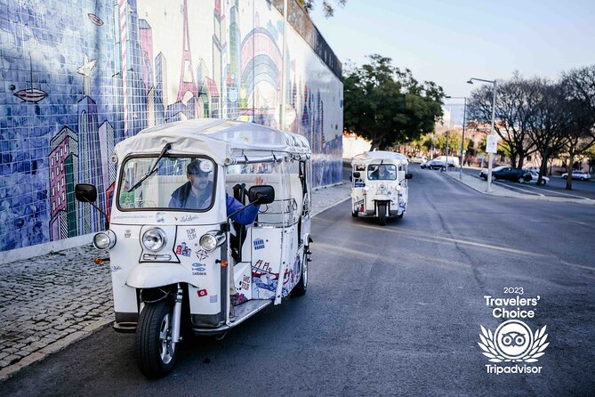 Welcome Lisbon Tour with Local Guide in Private Eco Tuk Tuk - Sé de Lisboa and Portas do Sol: oldest church energy and the classic Alfama view